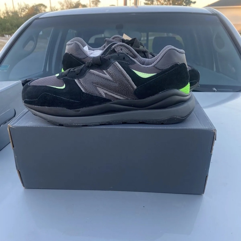 New Balance 57/40 Wonderland Pack - Black Green Glow 2022 Sz 10 🔥